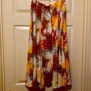 Cute multicolored skirt. Nice with heels